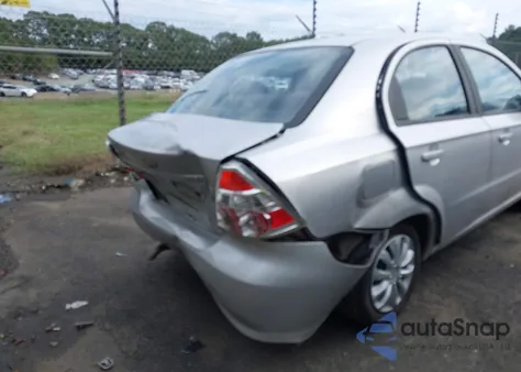 2007 Chevrolet Aveo Ls z USA, uszkodzony, nr VIN KL1TD56617B175860